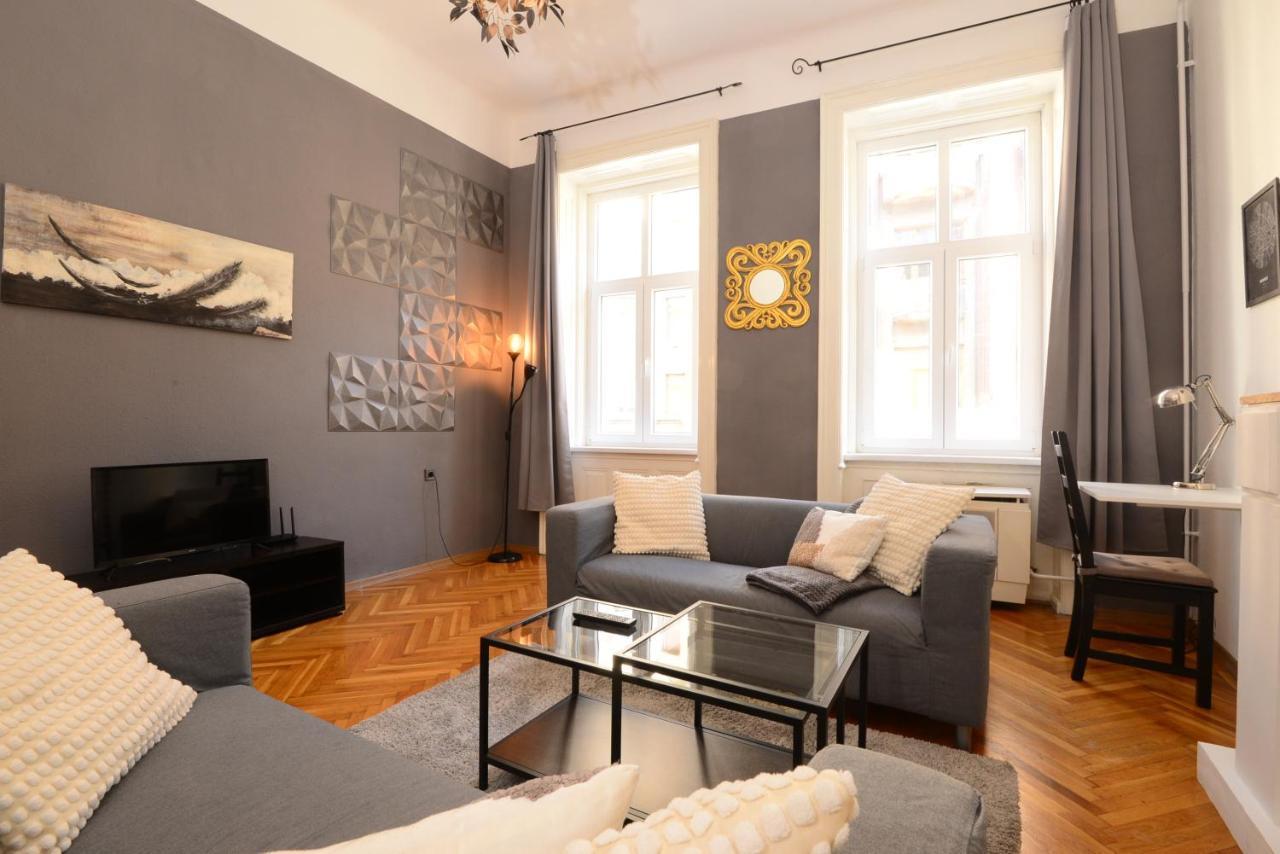 Your Place Apartman Budapest Eksteriør billede