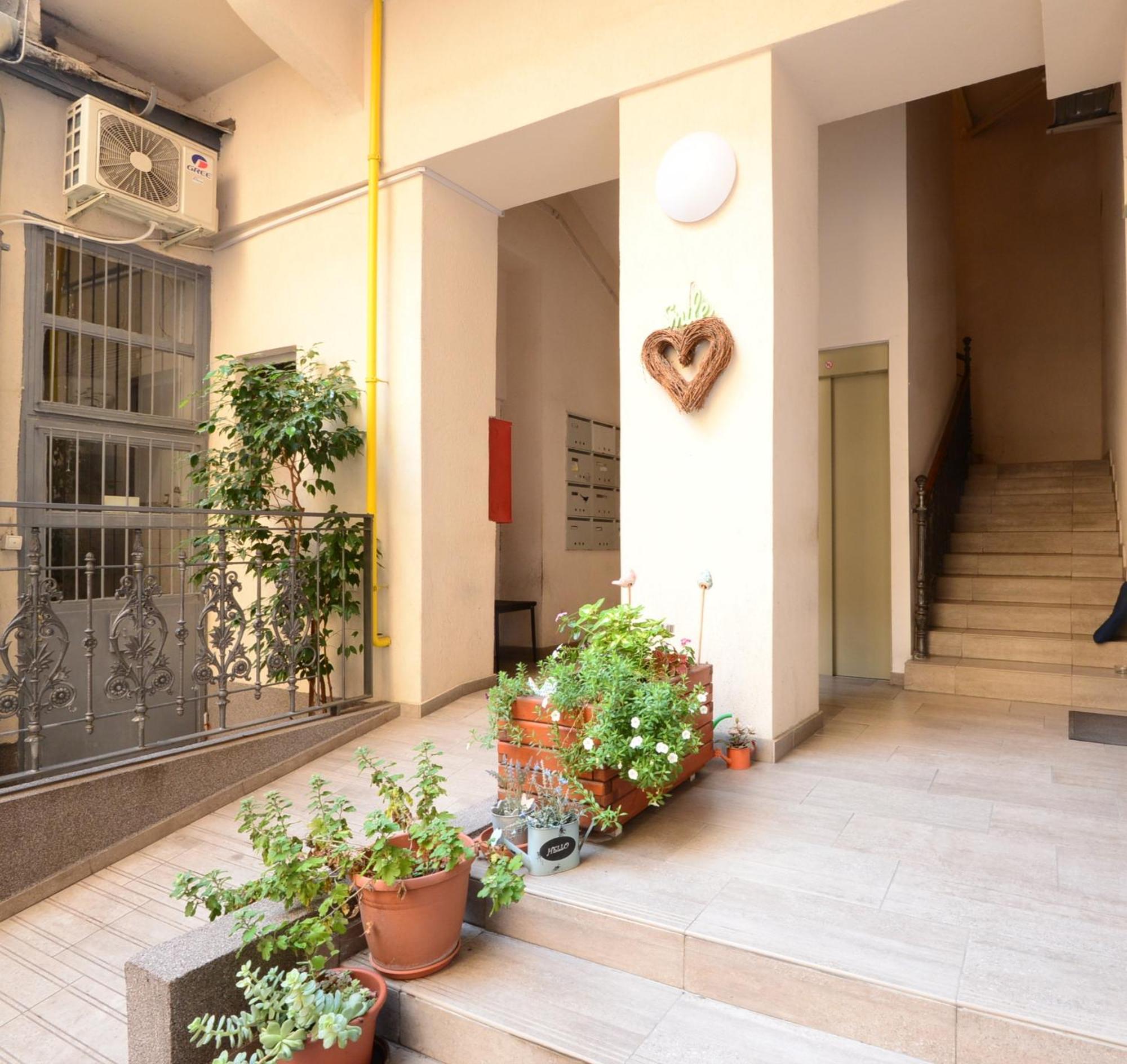 Your Place Apartman Budapest Eksteriør billede